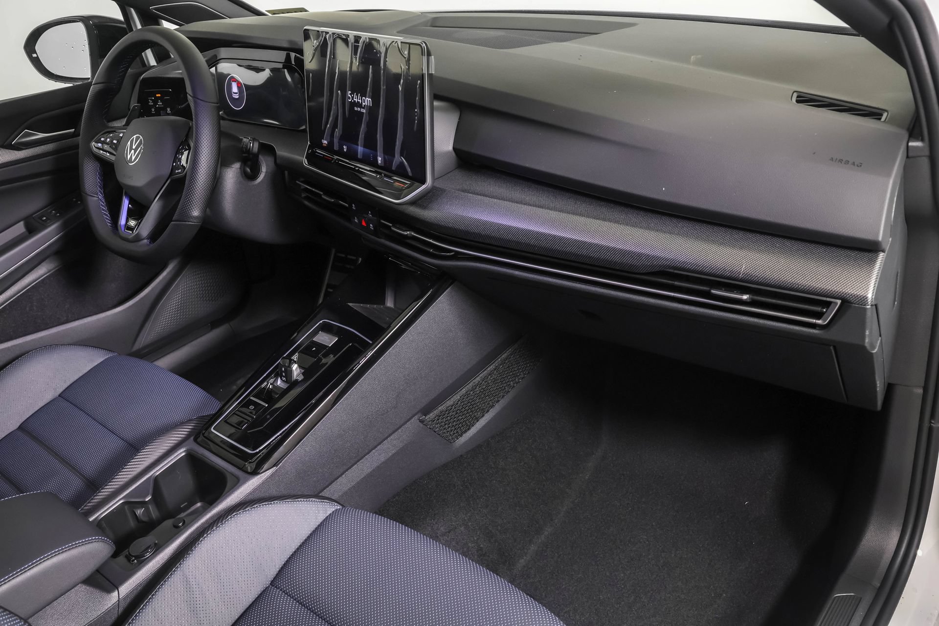 New 2026 Volkswagen Golf AWD/4WD image 43