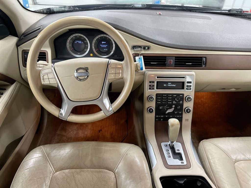Used 2010 Volvo S80 3.2 FWD image 11