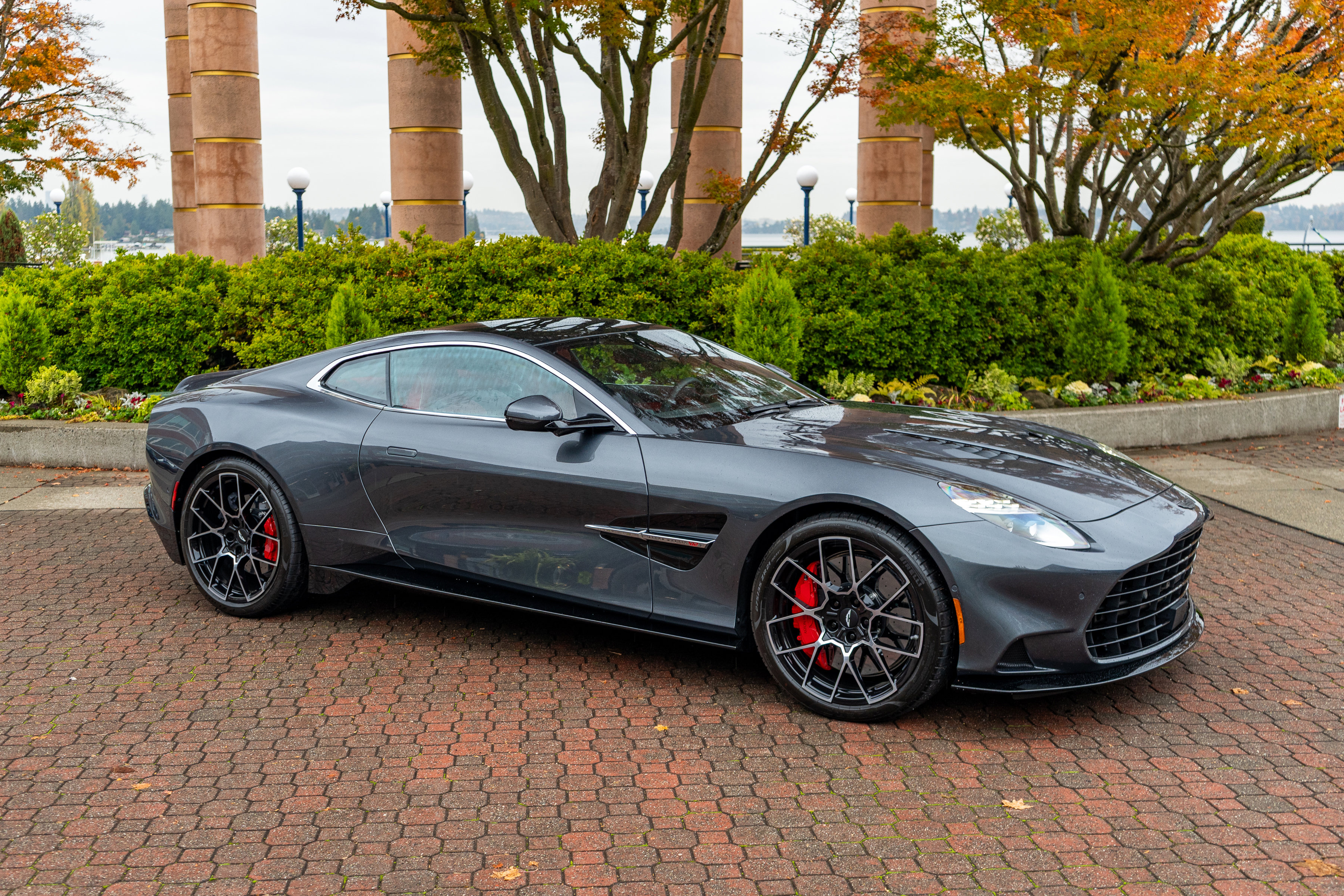 New 2025 Aston Martin Vanquish image 51