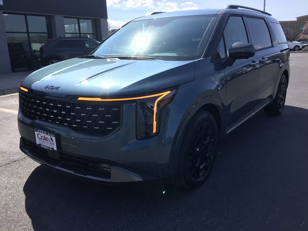 New 2025 Kia Carnival SX Prestige image 2