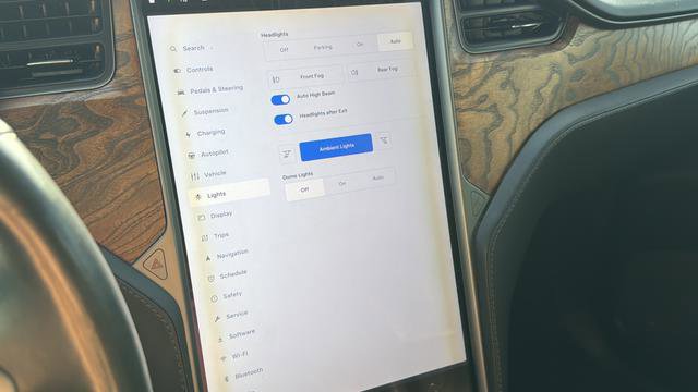 Used 2019 Tesla Model X 75D image 20