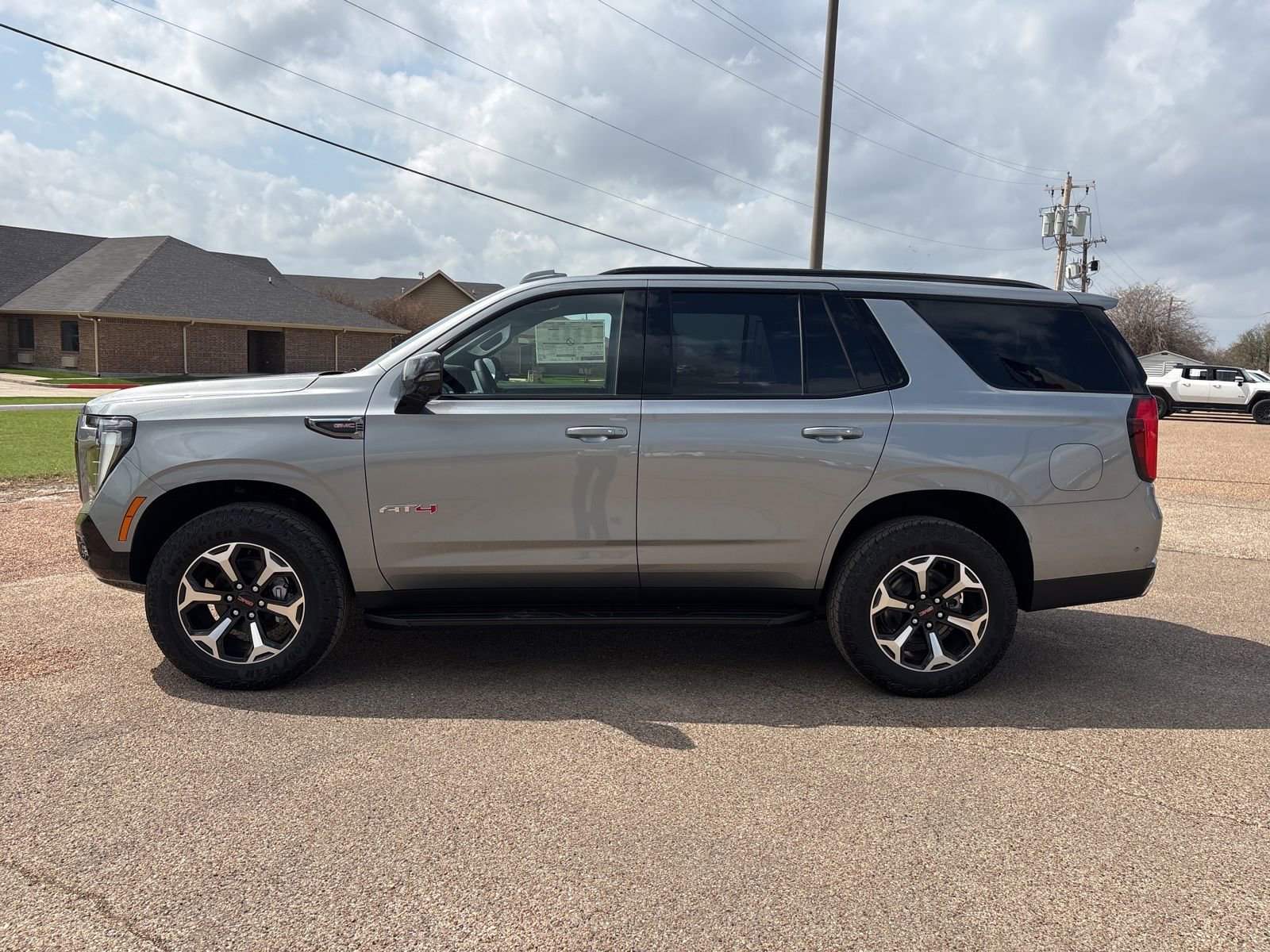 New 2026 GMC Yukon AT4 w/ LPO, Floor Liner Package image 2