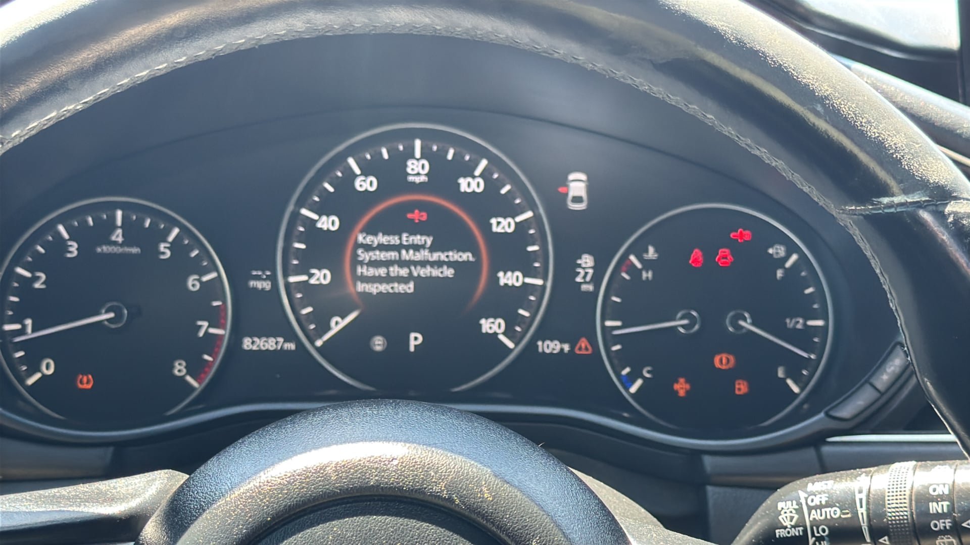 Used 2019 MAZDA MAZDA3 Hatchback w/ Preferred Package FWD image 30