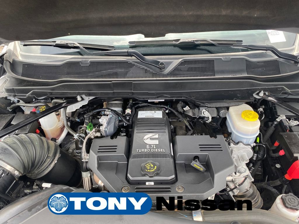 Used 2024 RAM 2500 Laramie w/ Safety Group image 28