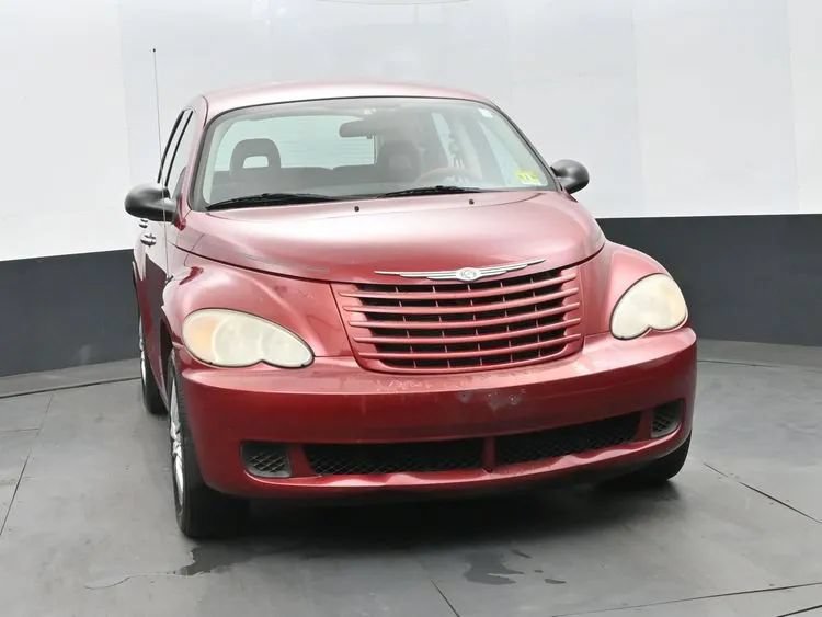 Used 2009 Chrysler PT Cruiser FWD image 3