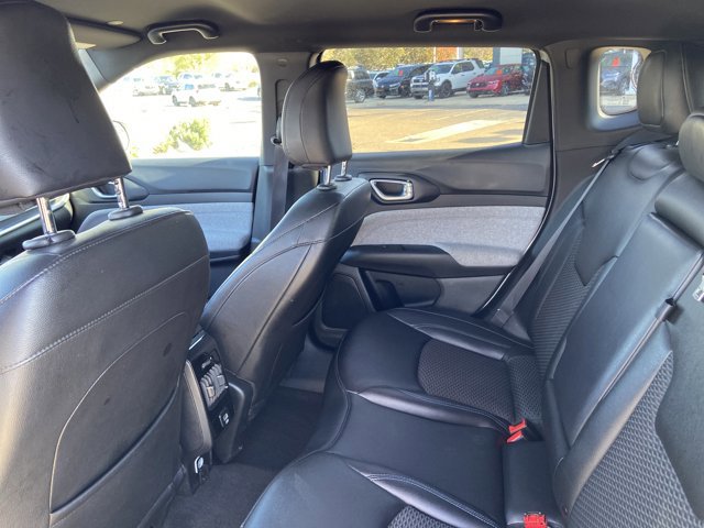 Used 2024 Jeep Compass Latitude image 16