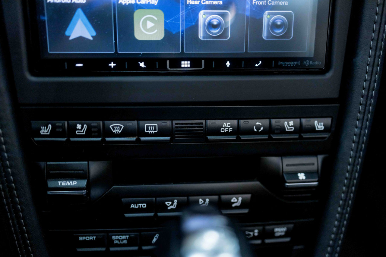 Used 2011 Porsche 911 Turbo S image 62