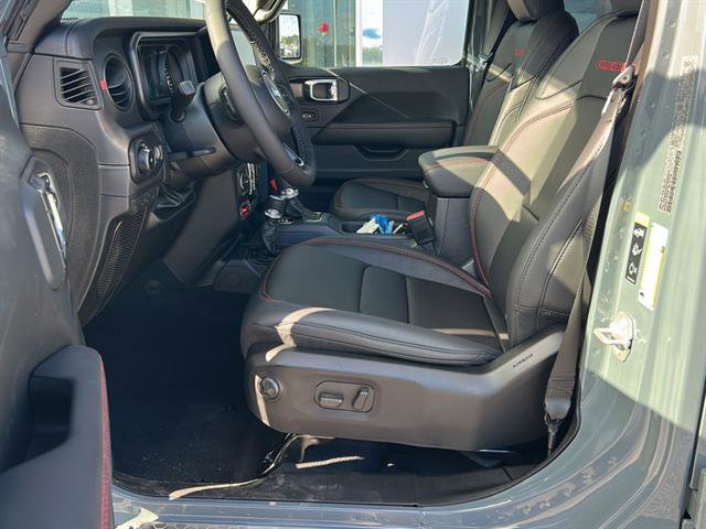 New 2025 Jeep Wrangler Unlimited Rubicon image 12