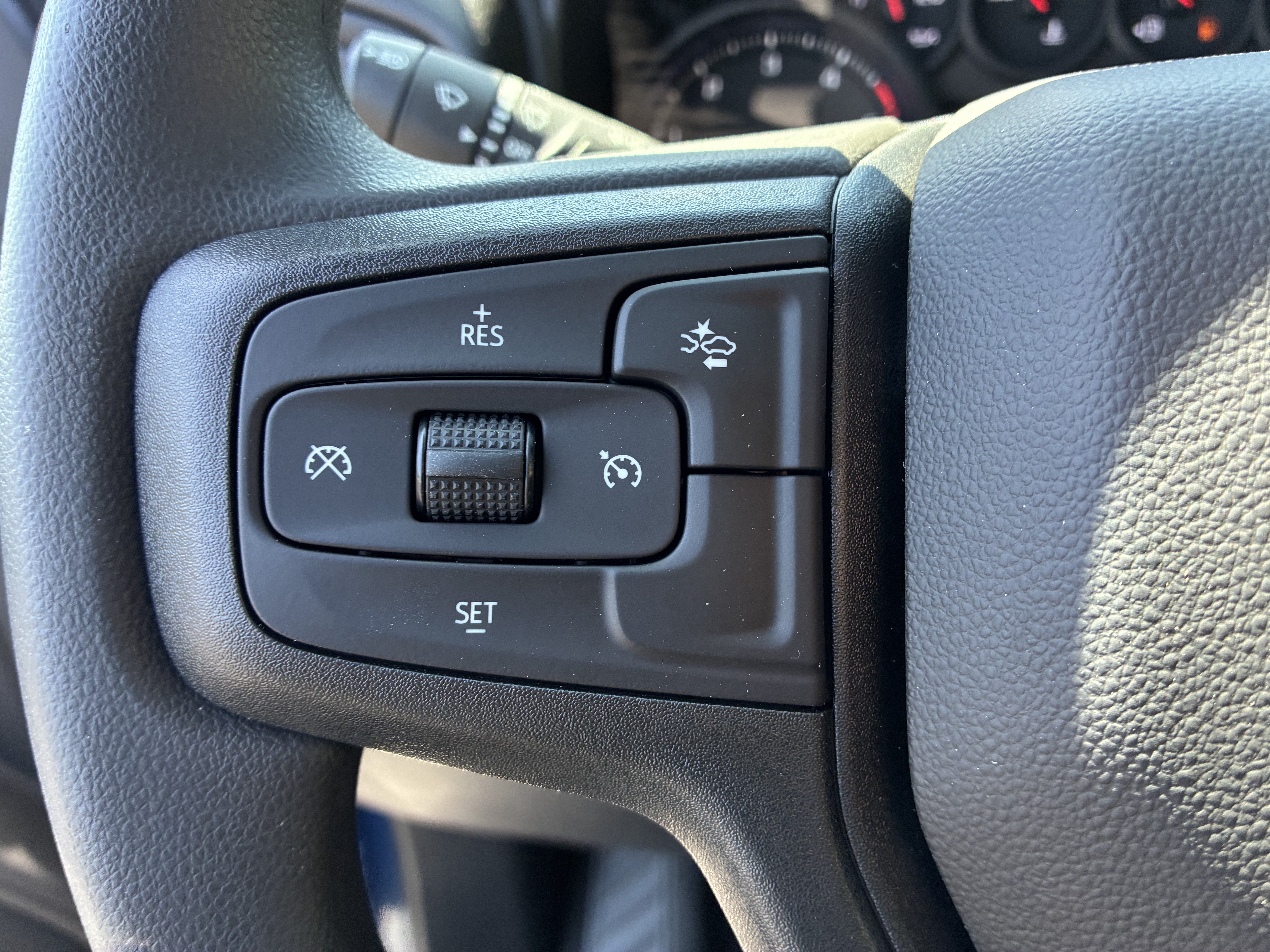 New 2026 Chevrolet Silverado 2500 Custom w/ Custom Value Package AWD/4WD image 30