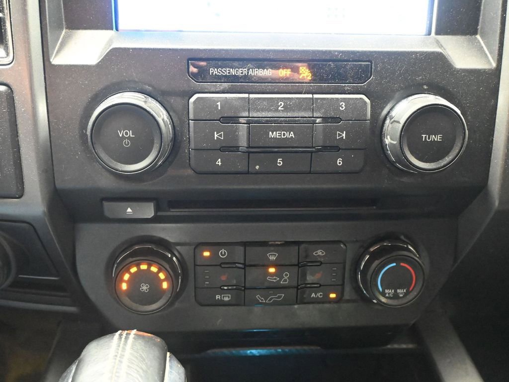 Used 2018 Ford F150 XLT w/ Equipment Group 302A Luxury image 13