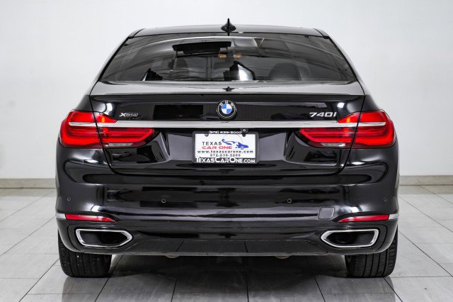 Used 2017 BMW 740i xDrive AWD SUNROOF LEATHER HEATED SEA image 7