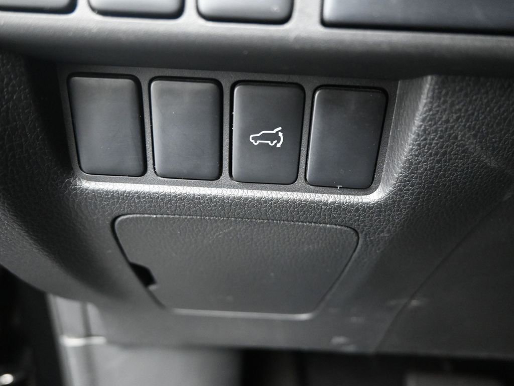 Used 2024 Mitsubishi Eclipse Cross SE AWD/4WD image 22