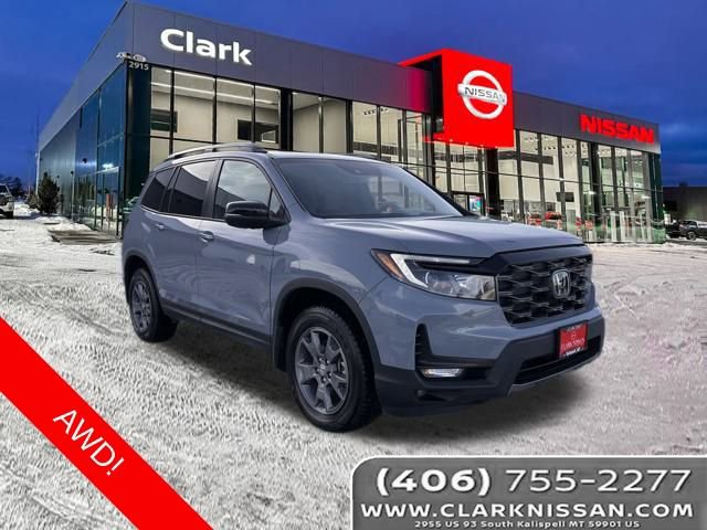 Used 2025 Honda Passport TrailSport image 1