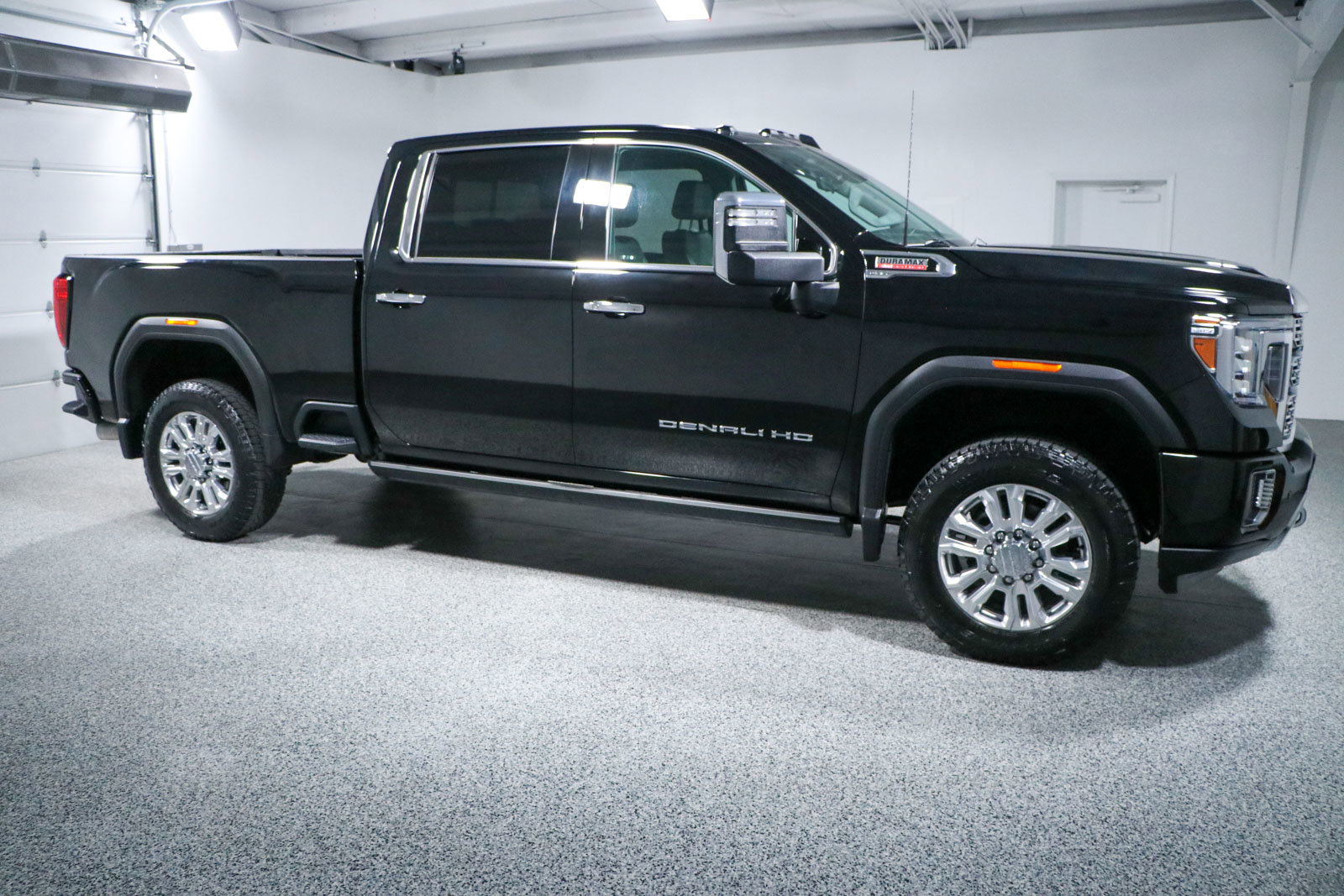 Used 2023 GMC Sierra 2500 Denali w/ Denali Ultimate Package image 6