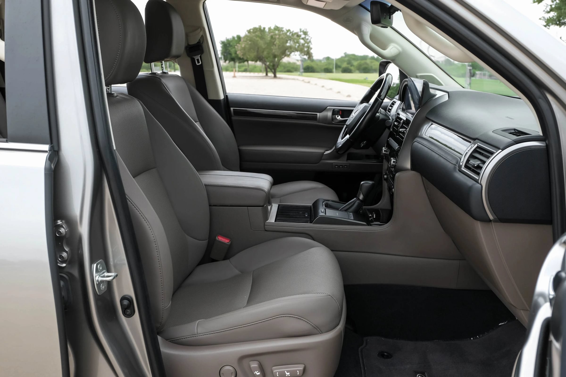 Used 2022 Lexus GX 460 Premium AWD/4WD image 32