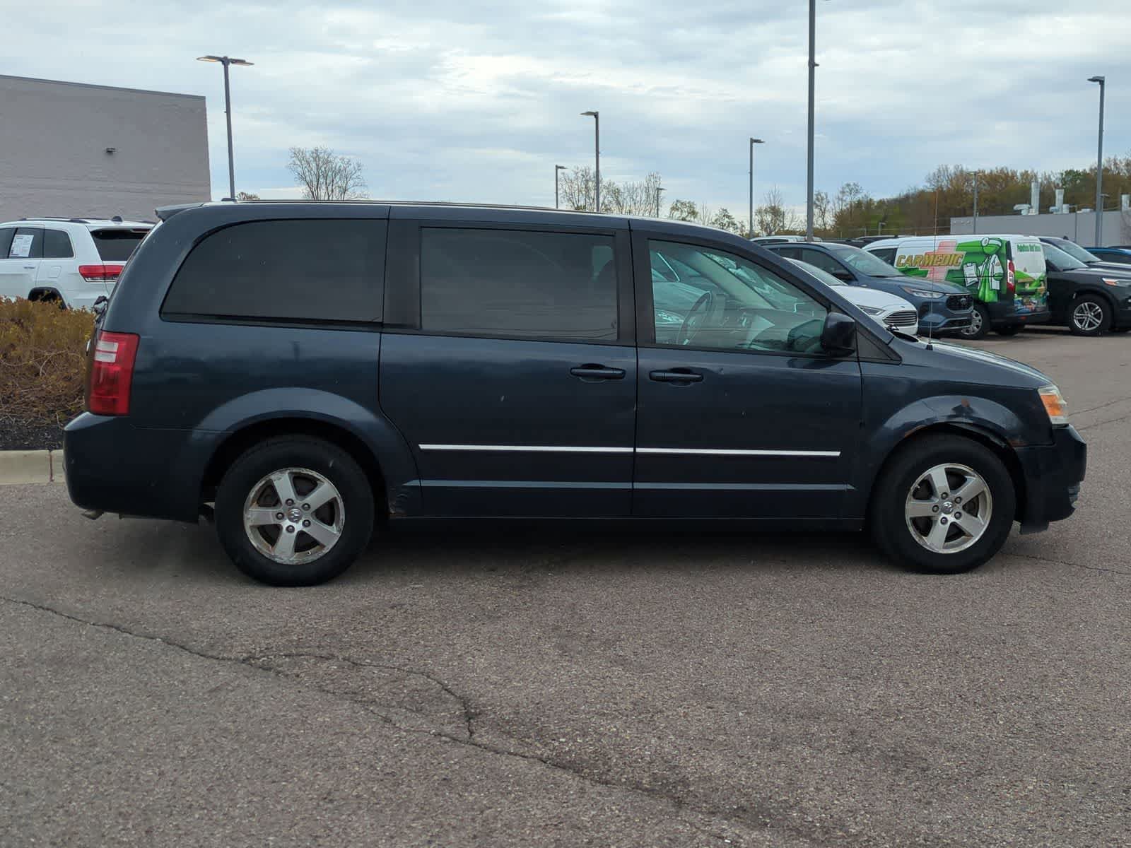 Used 2008 Dodge Grand Caravan SXT FWD image 9