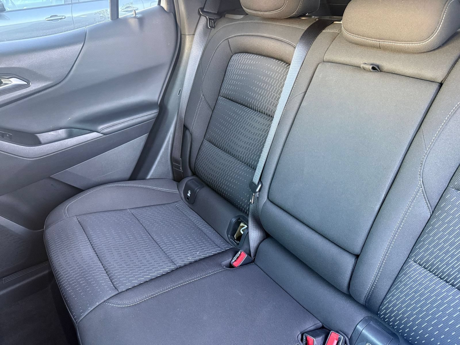 Used 2025 Chevrolet Equinox LT AWD/4WD image 37