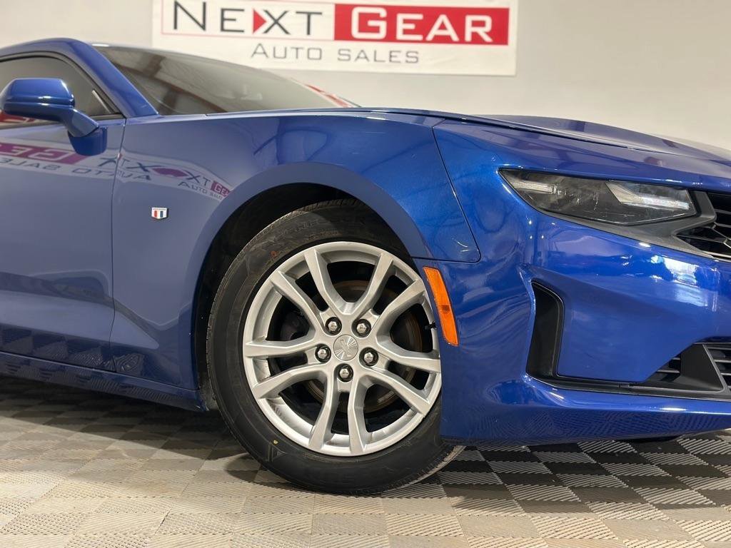 Used 2020 Chevrolet Camaro LS RWD image 3