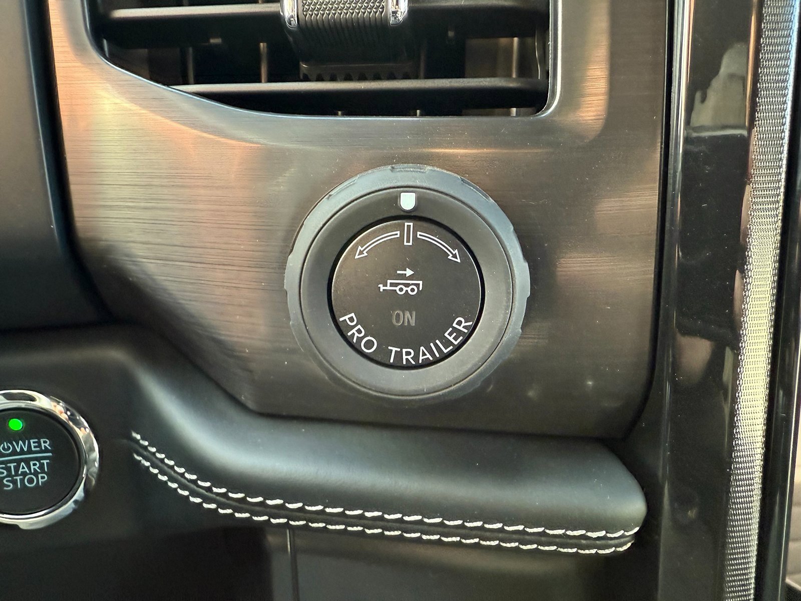 New 2025 Ford F150 Lightning Platinum image 60