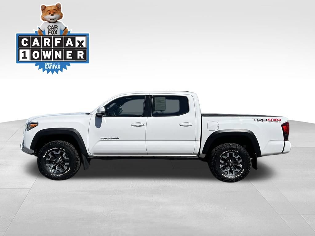 Certified 2018 Toyota Tacoma TRD Off-Road AWD/4WD image 2