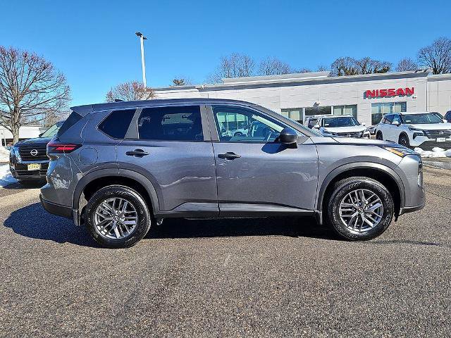 Certified 2025 Nissan Rogue S image 9