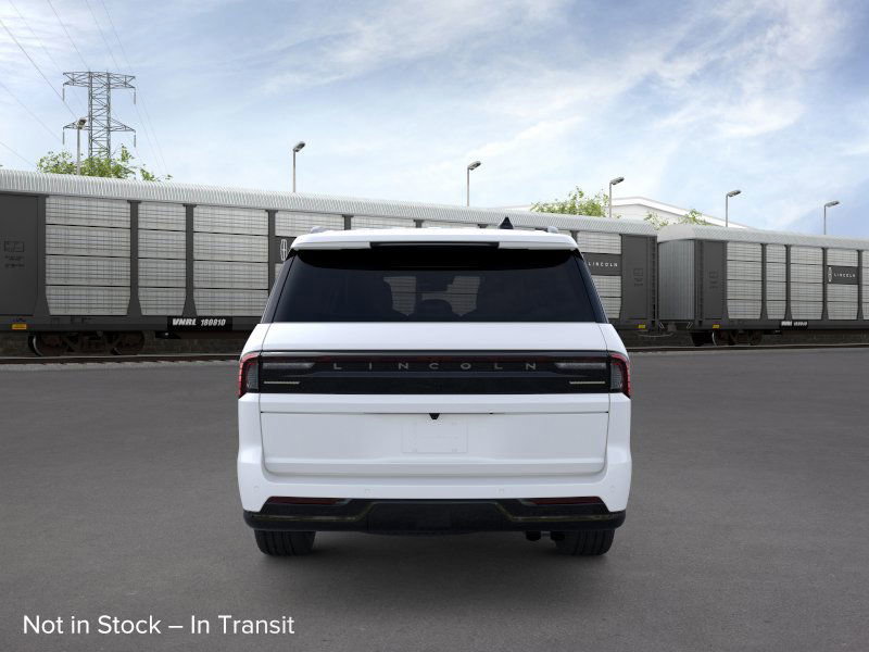 New 2026 Lincoln Navigator L Reserve image 4