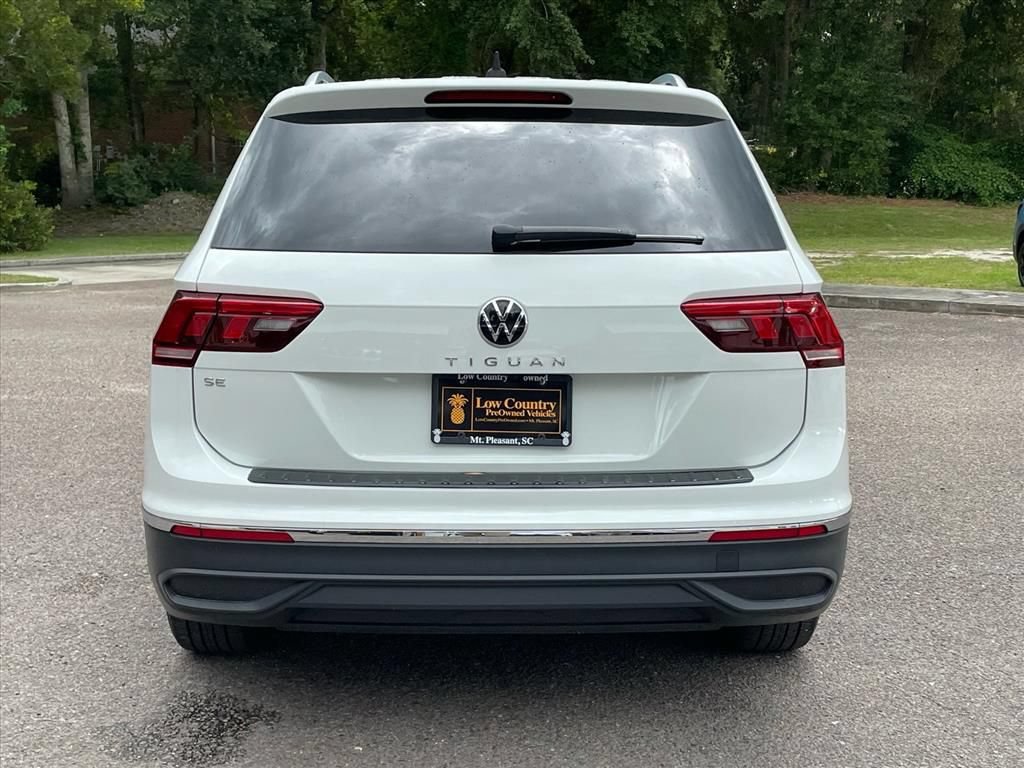 Used 2022 Volkswagen Tiguan SE FWD image 23