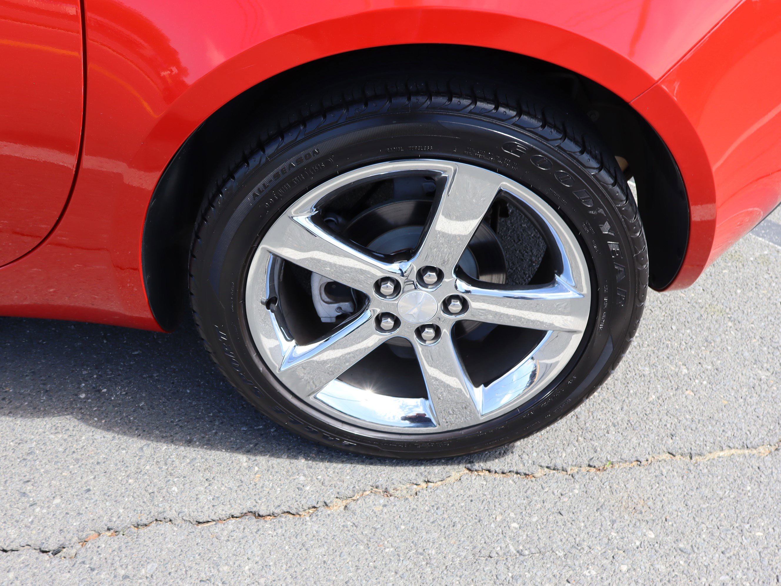 Used 2007 Pontiac Solstice Convertible w/ Premium Package image 32