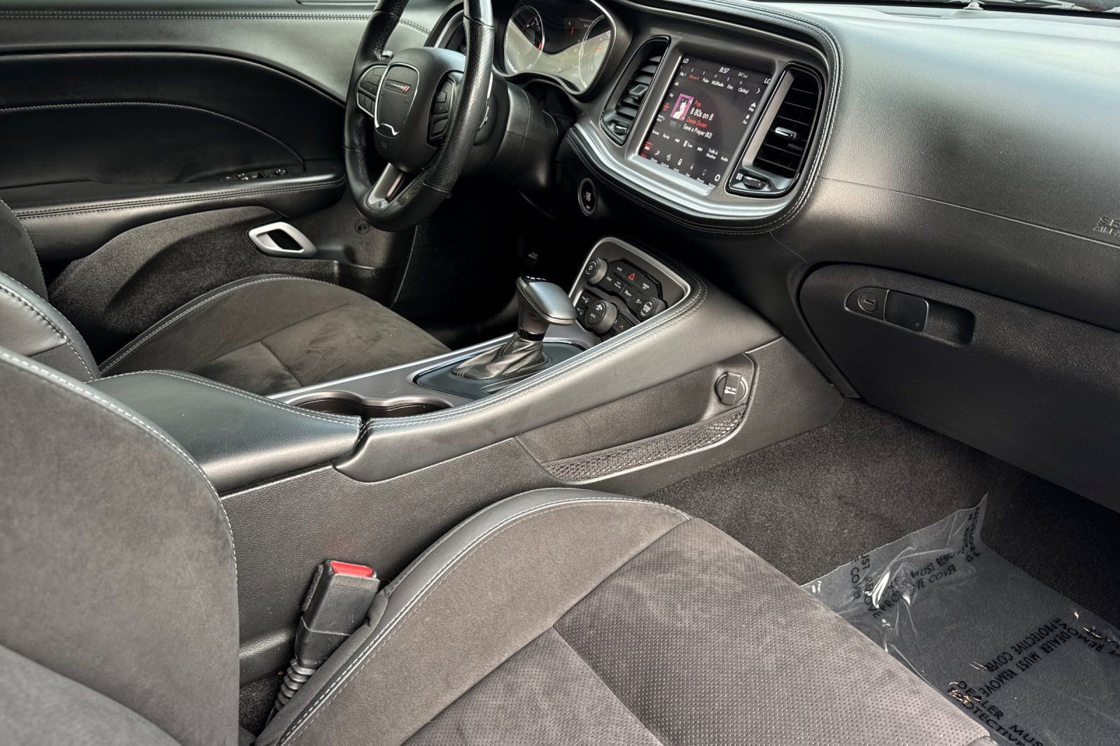 Used 2022 Dodge Challenger GT w/ Plus Package RWD image 13