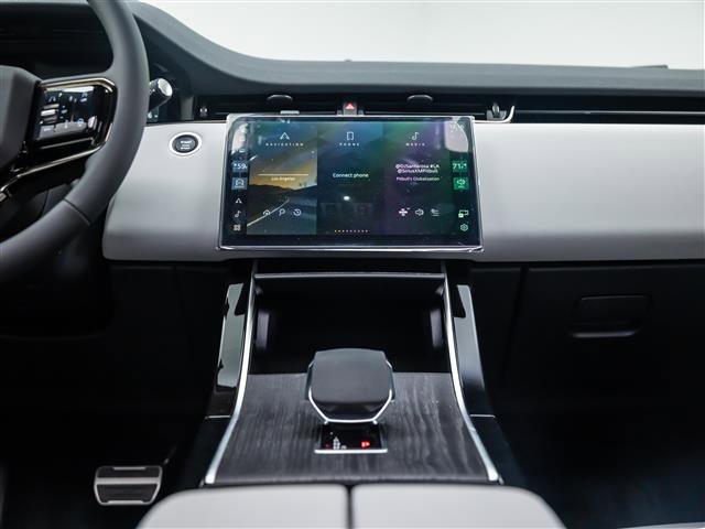 New 2026 Land Rover Range Rover Evoque Dynamic SE AWD/4WD image 30
