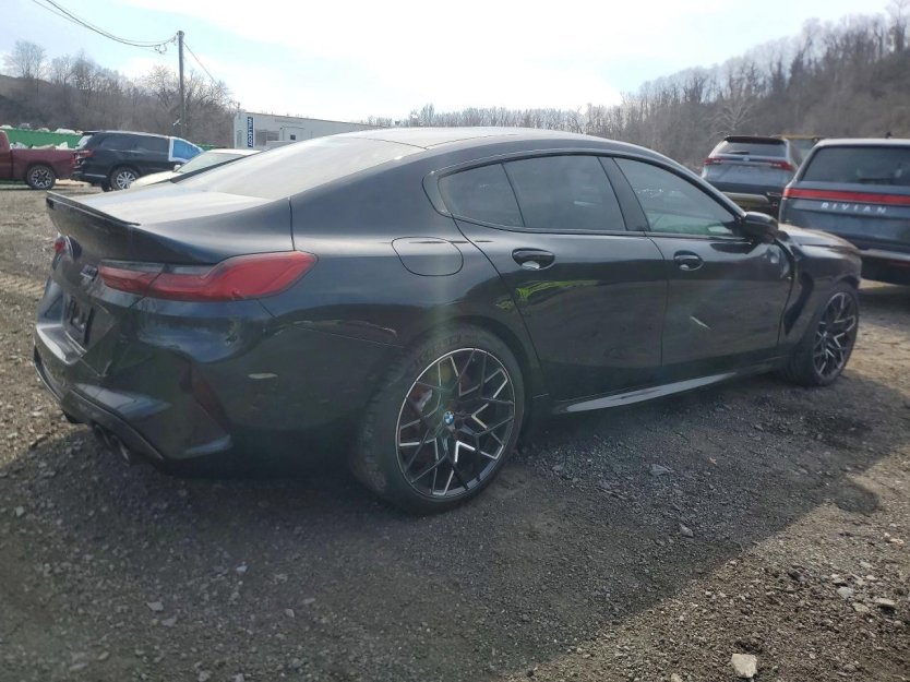 Used 2025 BMW M8 Competition image 5