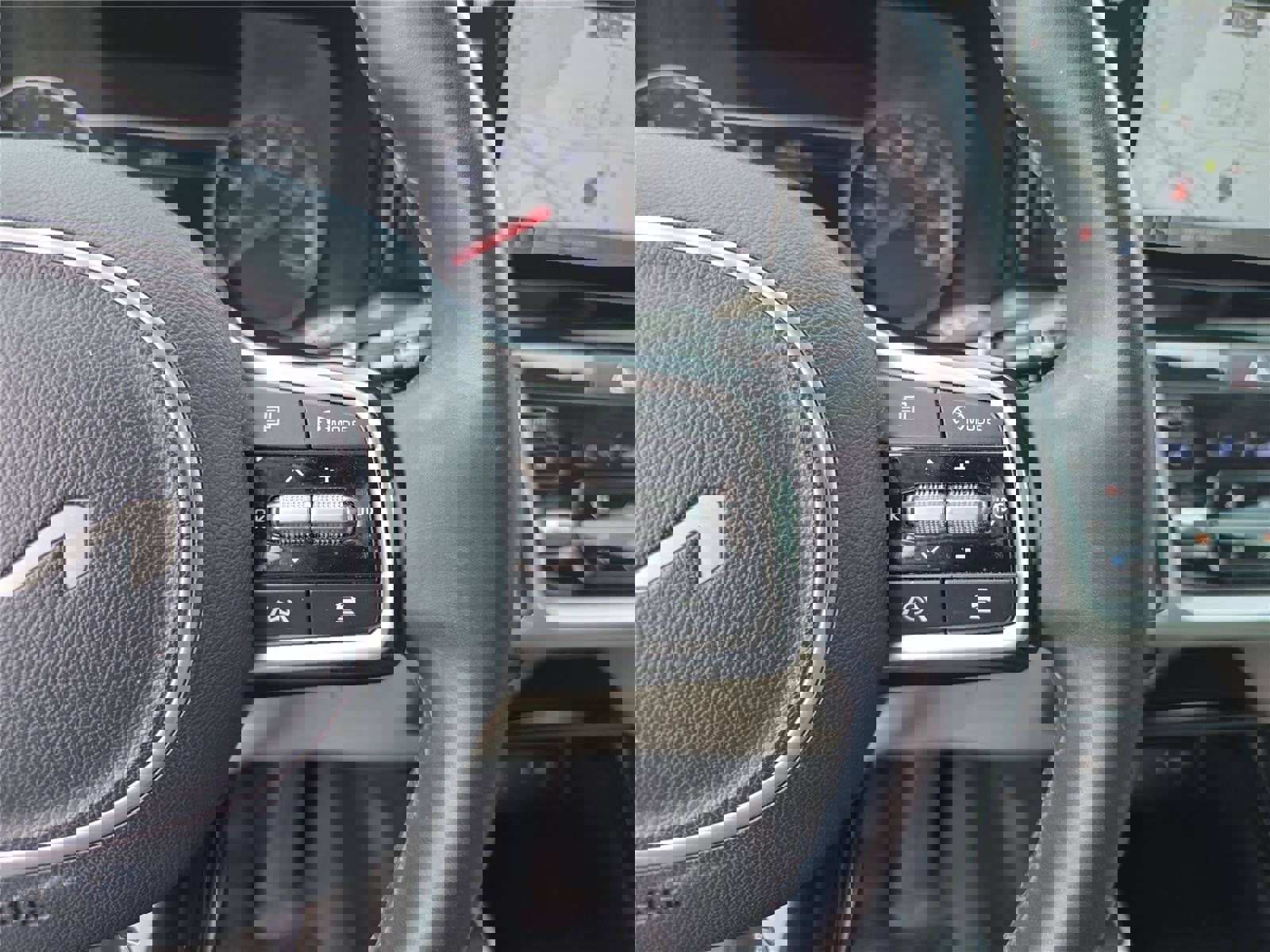 Used 2022 Kia Sorento EX w/ Panoramic Sunroof Package image 30