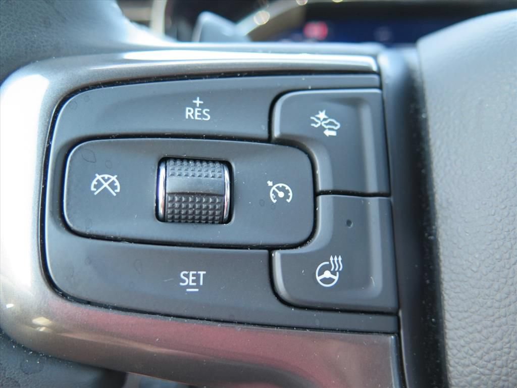 Used 2025 Chevrolet Silverado 1500 ZR2 w/ Technology Package AWD/4WD image 20