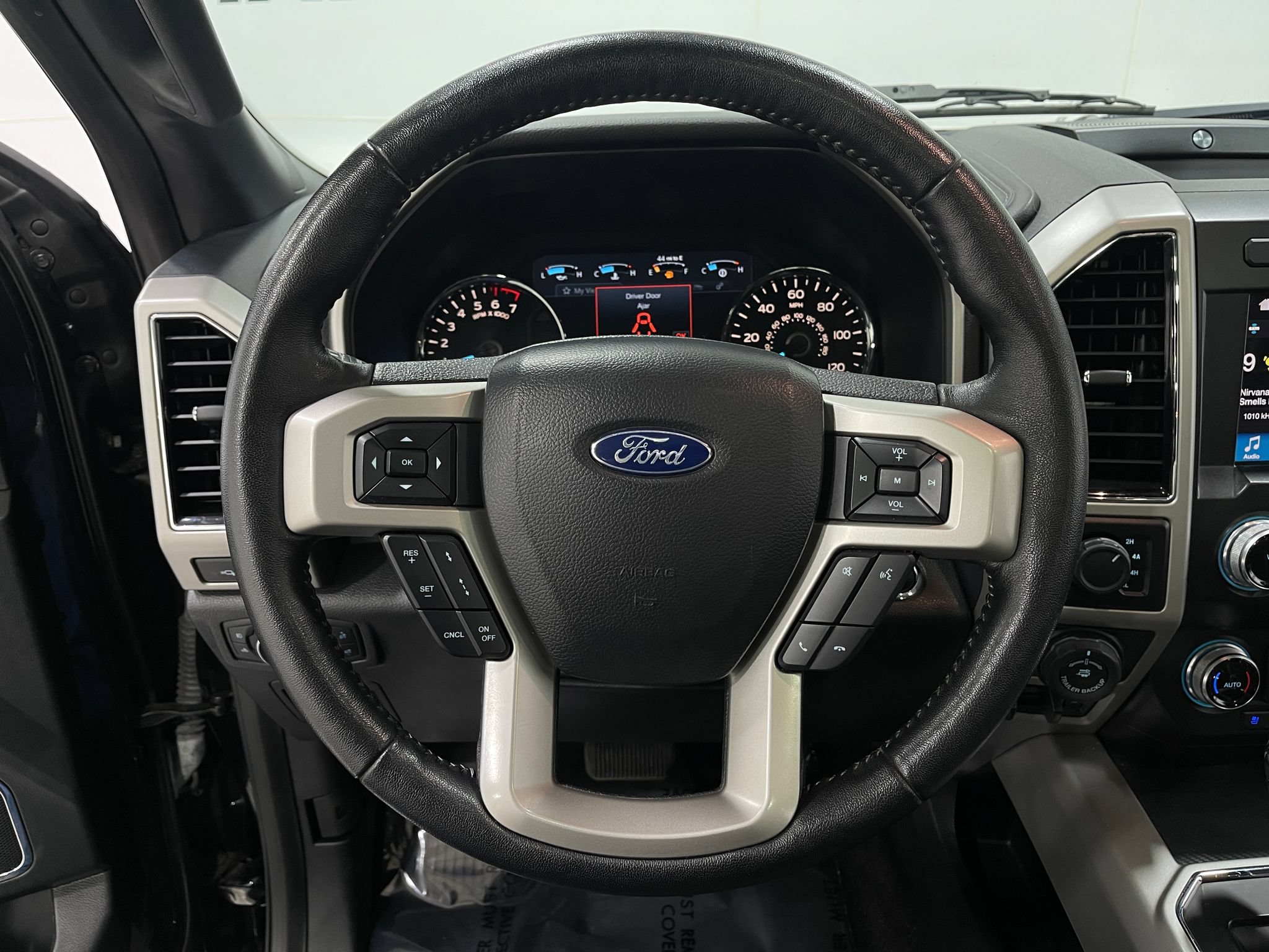 Used 2019 Ford F150 Lariat w/ Equipment Group 502A Luxury AWD/4WD image 22