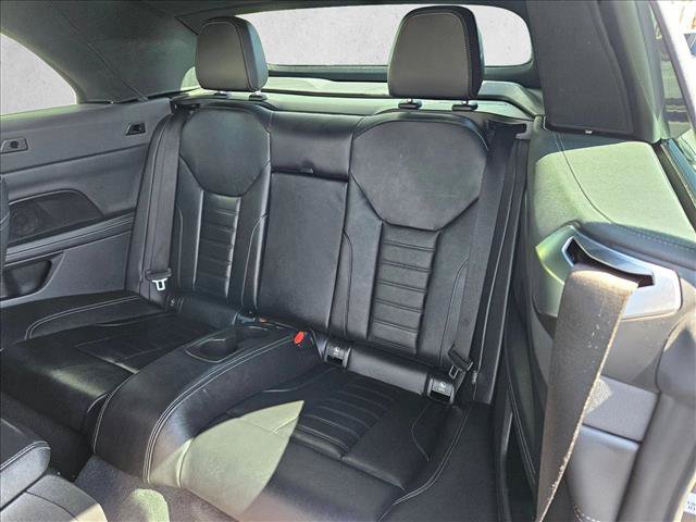 Used 2024 BMW M440i Convertible RWD image 17