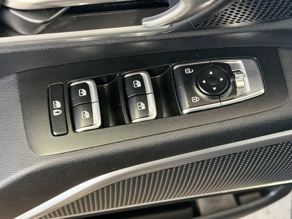 Used 2023 Kia Telluride S w/ S Sunroof Package FWD image 19