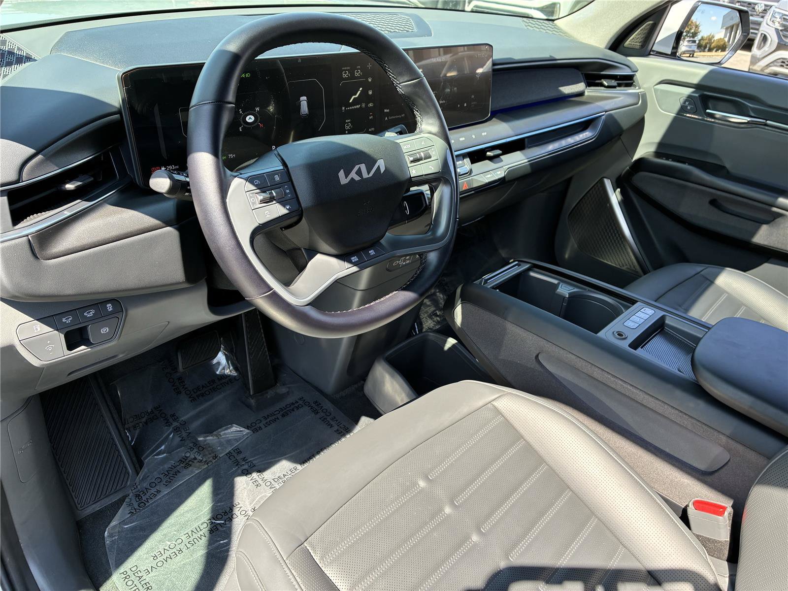 Certified 2024 Kia EV9 Land AWD/4WD image 28