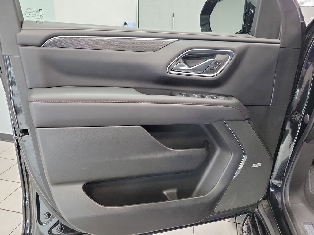 Used 2023 Chevrolet Tahoe RST image 35