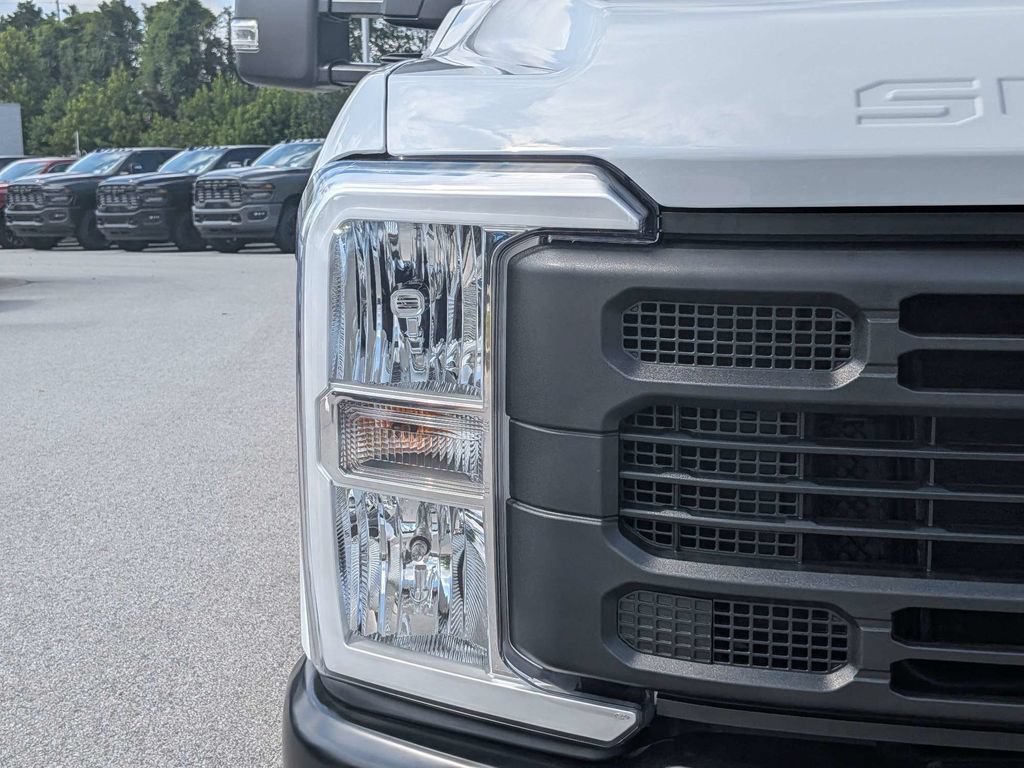 Used 2026 Ford F250 XL AWD/4WD image 10