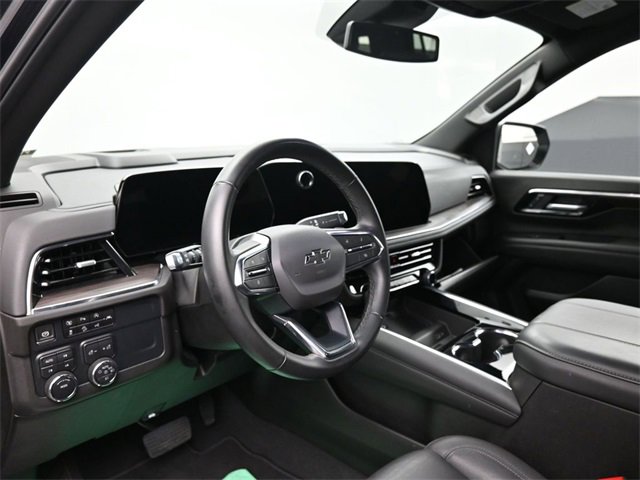 Used 2025 Chevrolet Tahoe Z71 image 11