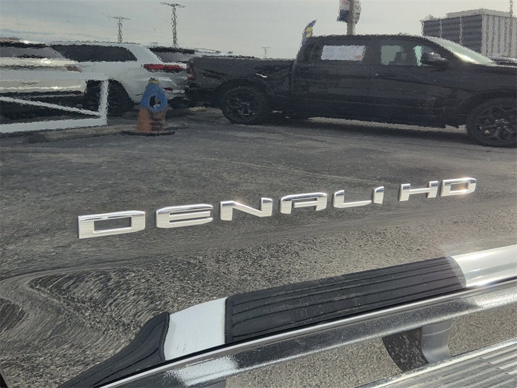 Used 2024 GMC Sierra 2500 Denali w/ Denali Reserve Package image 11