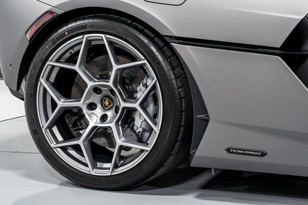 Used 2026 Lamborghini Temerario AWD/4WD image 49