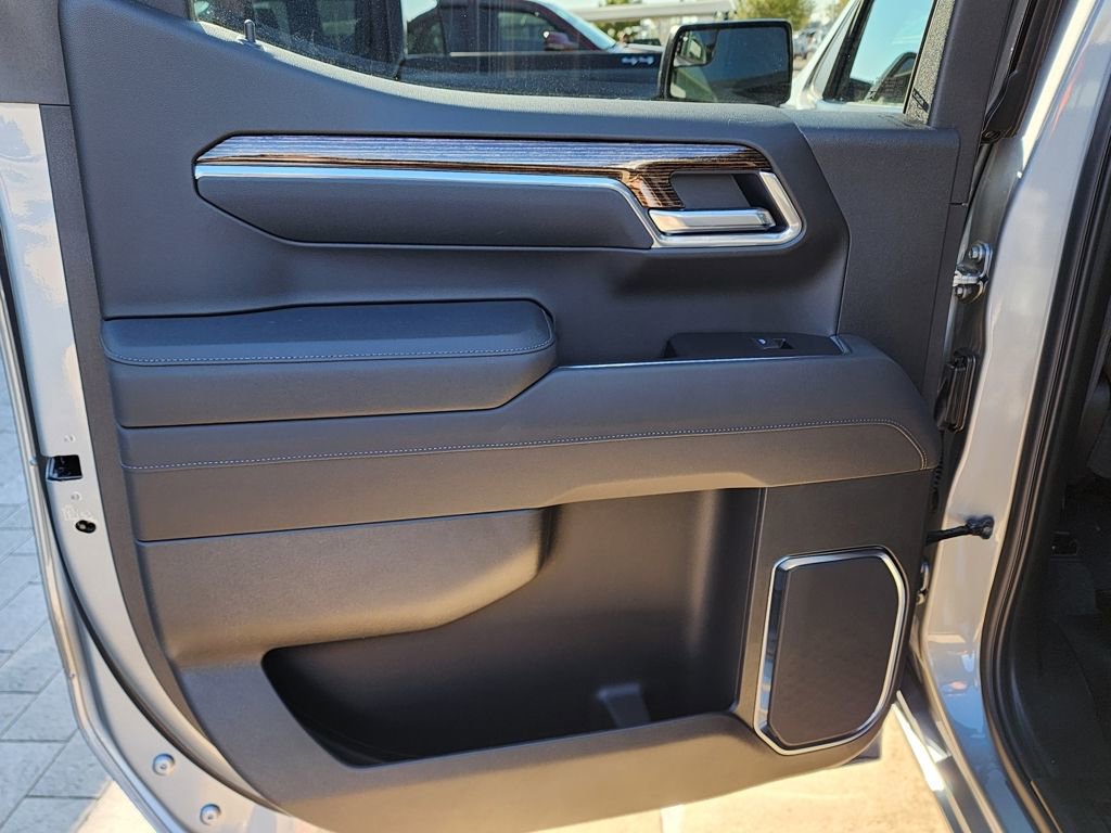 New 2026 GMC Sierra 1500 Elevation image 40