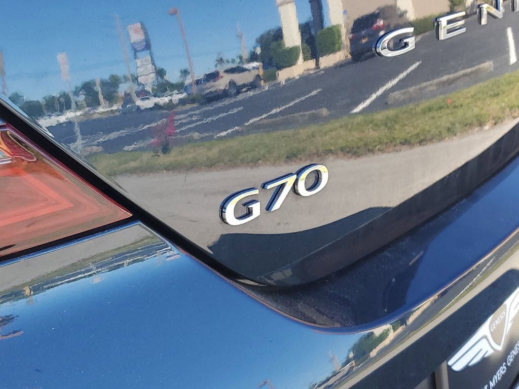 Certified 2025 Genesis G70 2.5T image 14