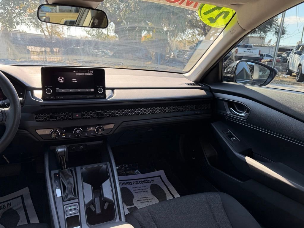 Used 2024 Honda Accord LX image 32