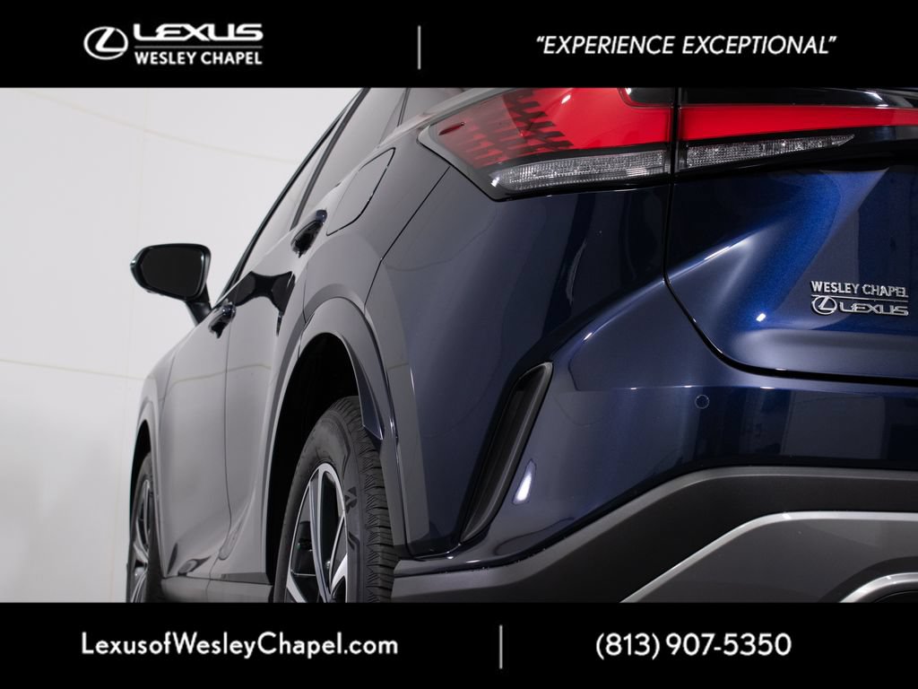 Used 2025 Lexus RX 350 Premium w/ Accessory Package (Z1) FWD image 6