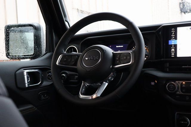 New 2026 Jeep Wrangler Unlimited Sahara AWD/4WD image 44
