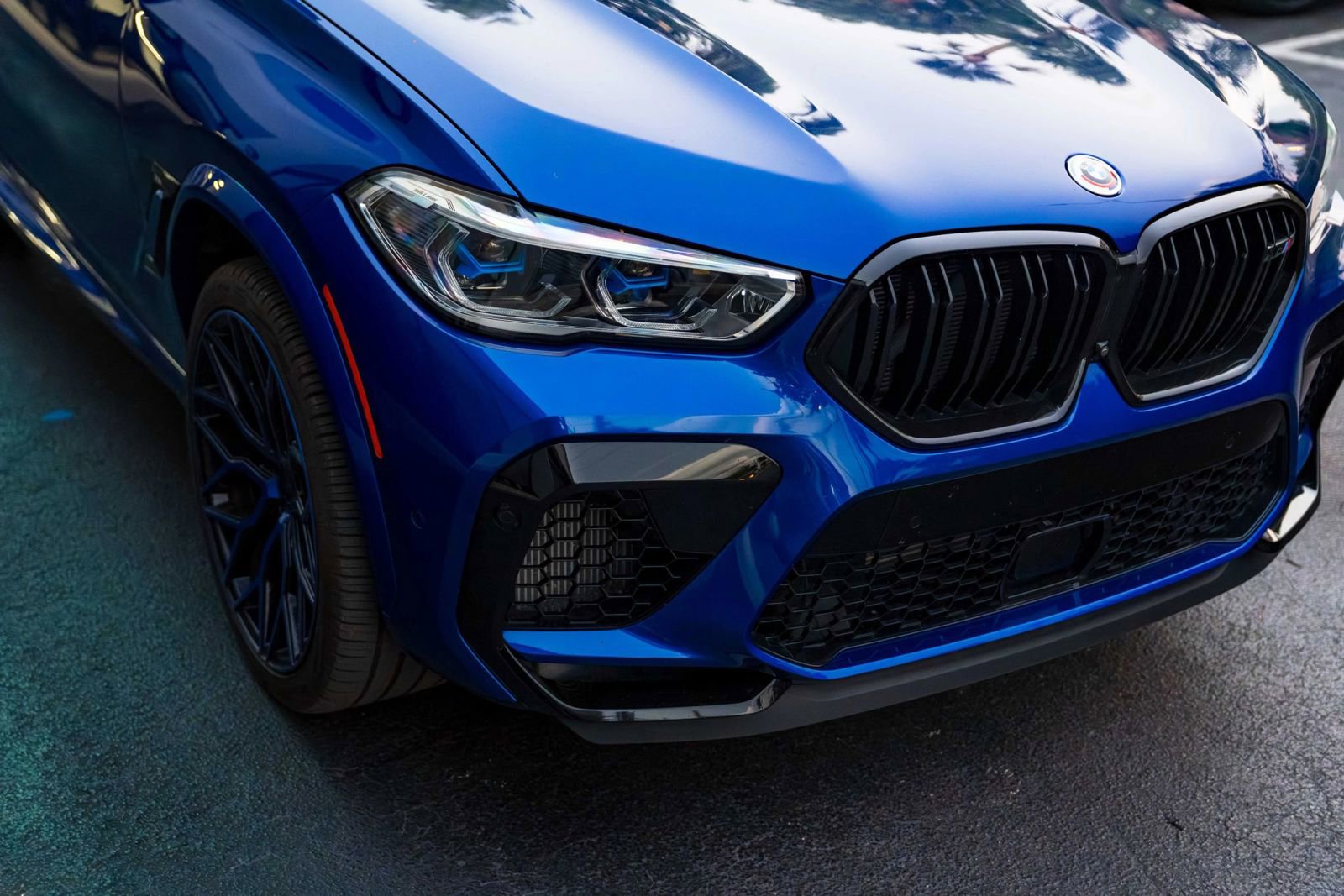 Used 2023 BMW X6 M w/ Executive Package AWD/4WD image 12