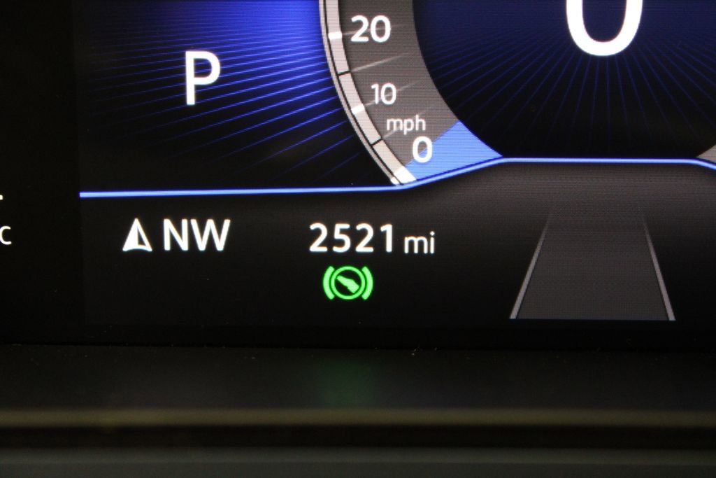 Used 2024 Volkswagen Taos SE AWD/4WD image 11