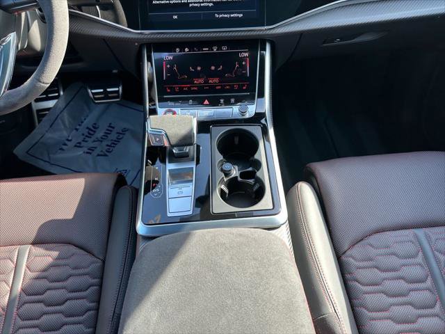 Certified 2025 Audi RS Q8 performance AWD/4WD image 11